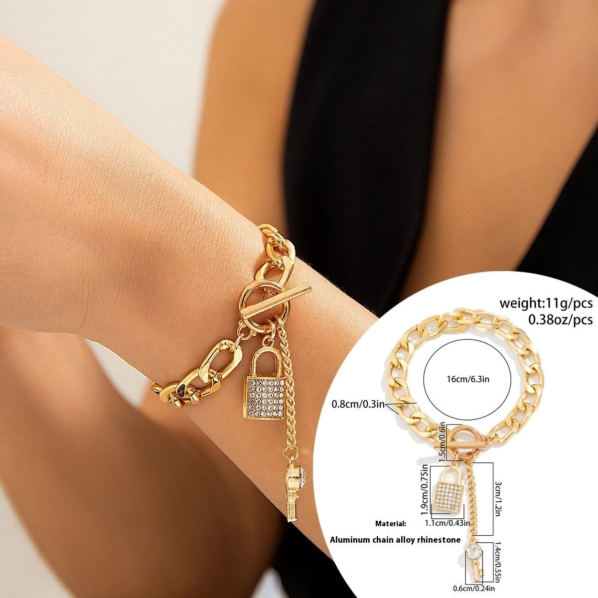 Thick Chain Lock and Key Pendant Necklace - Trendy Fashion Jewelry