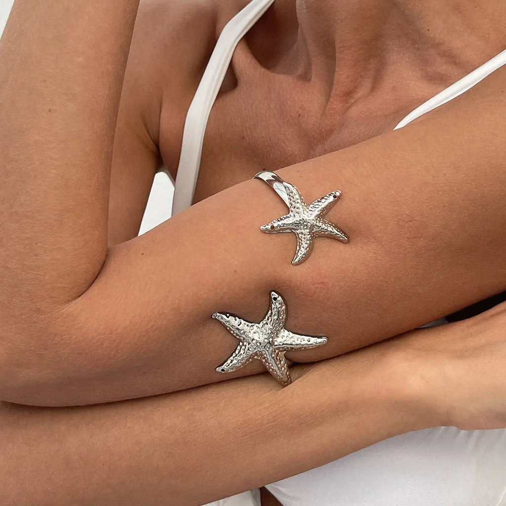 Women's European and American Fashion Gold Color Starfish Arm Chain Bracelet Summer Beach Travel Banquet Party Dress Up Gift
