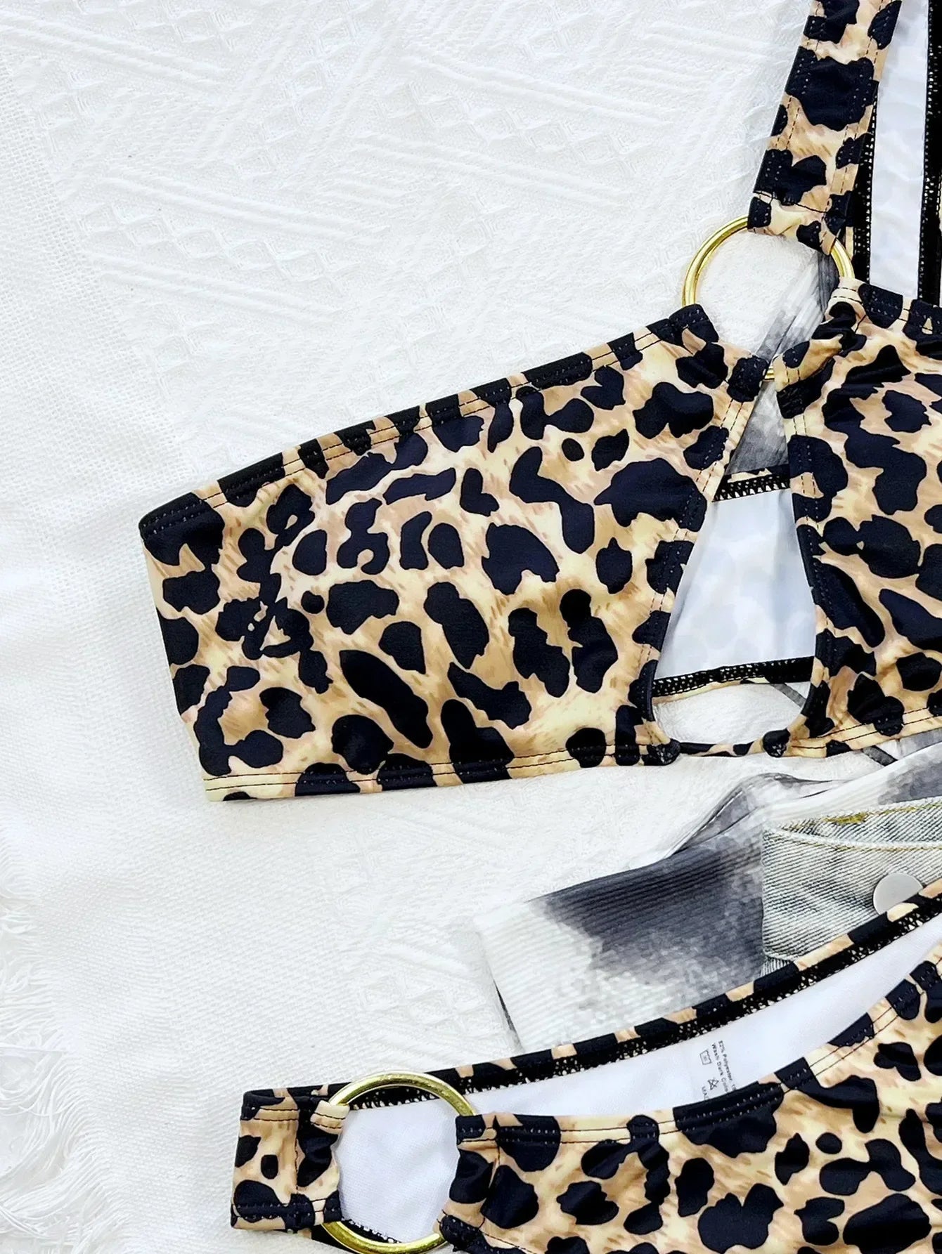 2024 New Women's Bikini Set Leopard Print Swimsuit 2 Pieces Suit Cut-Out Swimwear One Shoulder Bathing Suits Traje De Baño Mujer